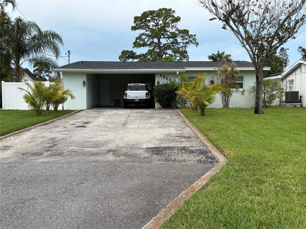 4820 VENETIAN BOULEVARD NE, St Petersburg, FL 33703