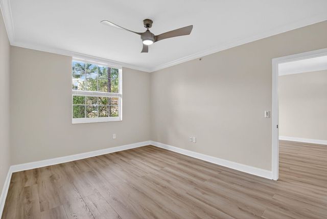 630 S SAPODILLA Avenue 412, West Palm Beach, FL 33401