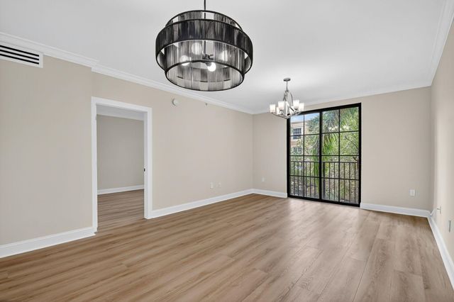 630 S SAPODILLA Avenue 412, West Palm Beach, FL 33401