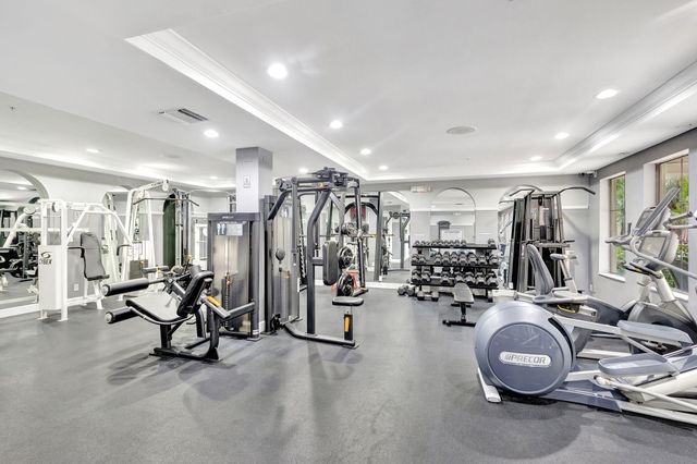 630 S SAPODILLA Avenue 412, West Palm Beach, FL 33401