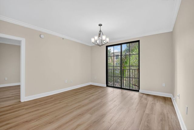 630 S SAPODILLA Avenue 412, West Palm Beach, FL 33401