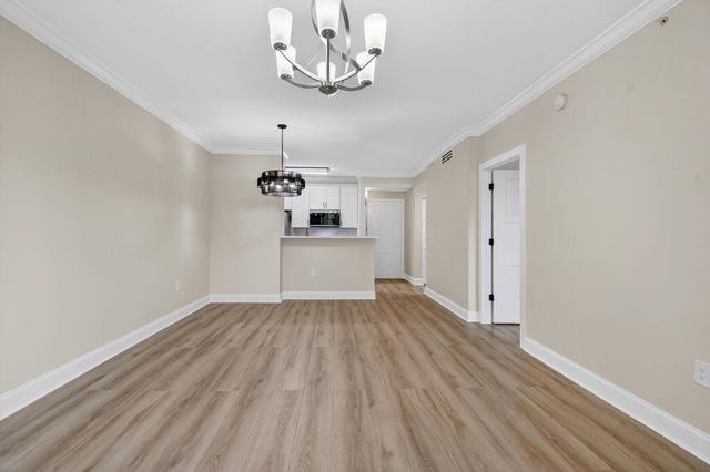 630 S SAPODILLA Avenue 412, West Palm Beach, FL 33401