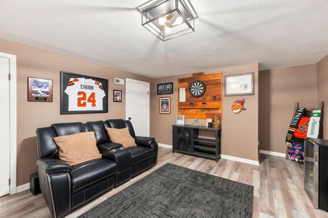 7700 Kelvinway Drive, 71, Worthington, OH 43085