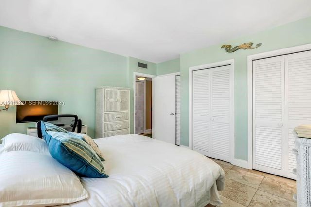 901 S Surf Rd 404, Hollywood, FL 33019