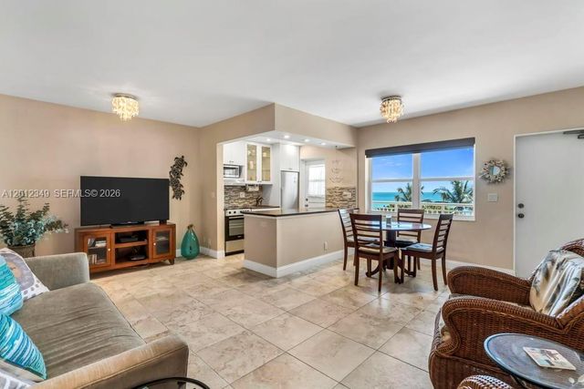 901 S Surf Rd 404, Hollywood, FL 33019