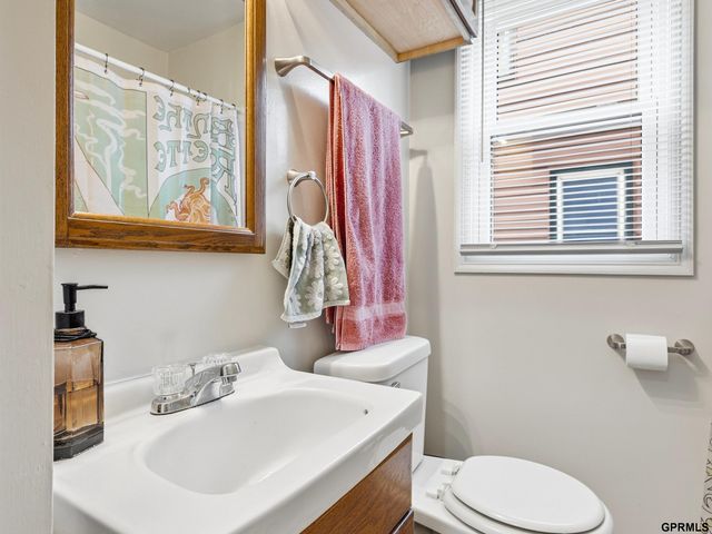 2410 Jefferson Street, Bellevue, NE 68005