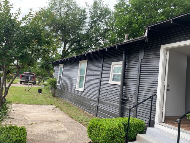 3831 Bernal Drive, Dallas, TX 75212