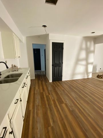 3831 Bernal Drive, Dallas, TX 75212