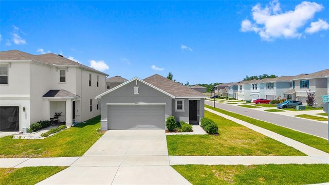 2959 COMMON FIG RUN, Wesley Chapel, FL 33543