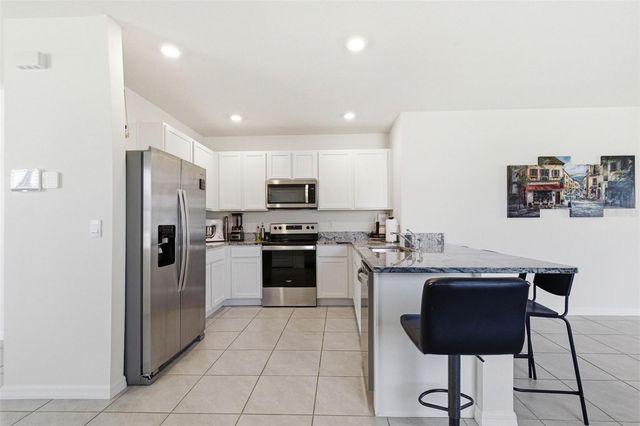 2959 COMMON FIG RUN, Wesley Chapel, FL 33543