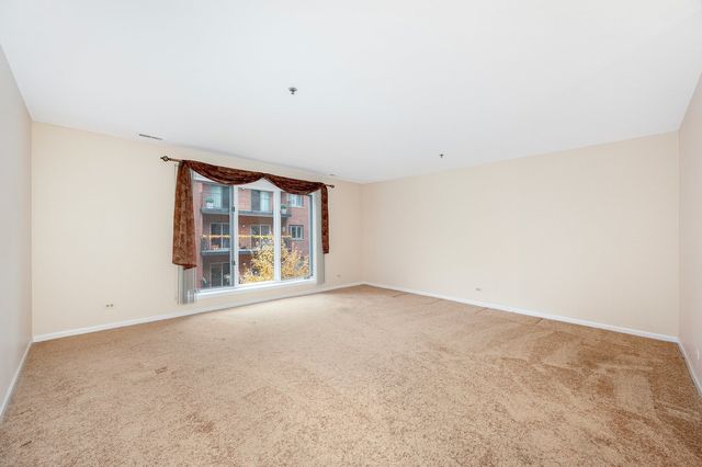 127 Acacia Circle 304, Indian Head Park, IL 60525