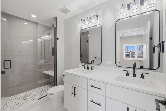 6639 S Langley Avenue, Chicago, IL 60637