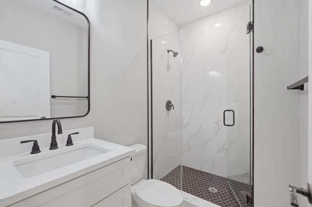 6639 S Langley Avenue, Chicago, IL 60637