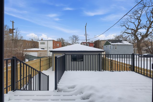 6639 S Langley Avenue, Chicago, IL 60637