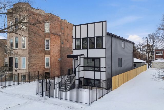 6639 S Langley Avenue, Chicago, IL 60637