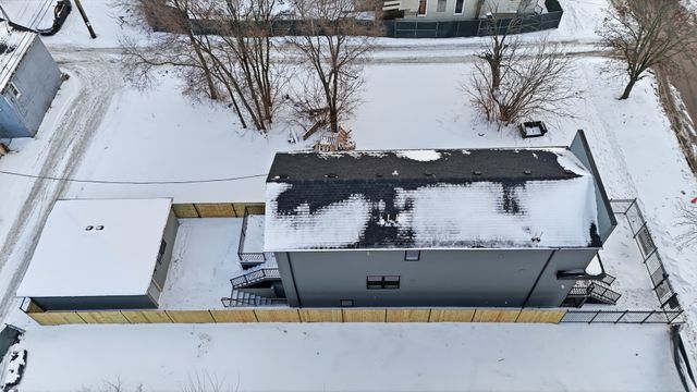 6639 S Langley Avenue, Chicago, IL 60637