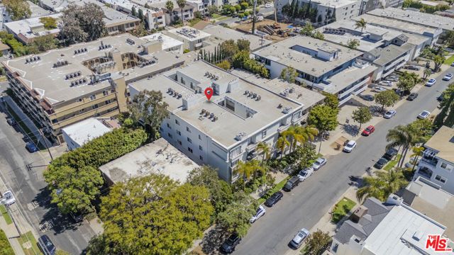 11908 Darlington Avenue 203, Los Angeles, CA 90049