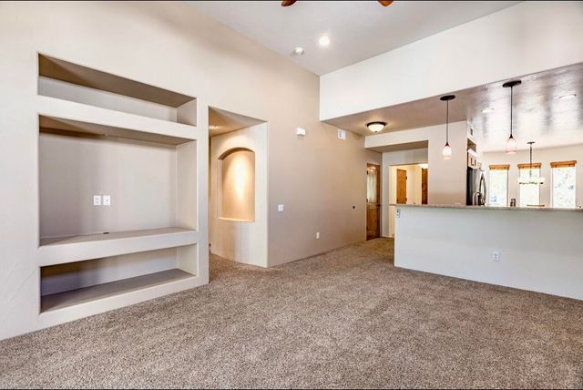 1424 Vinca Trail NE, Albuquerque, NM 87112