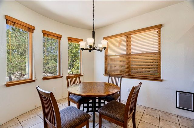 1424 Vinca Trail NE, Albuquerque, NM 87112
