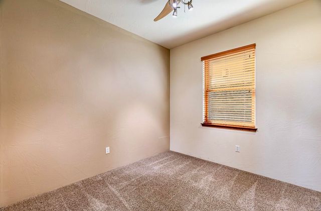 1424 Vinca Trail NE, Albuquerque, NM 87112