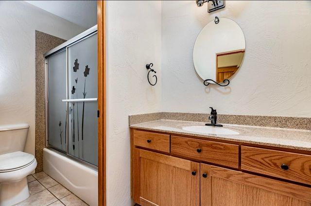 1424 Vinca Trail NE, Albuquerque, NM 87112