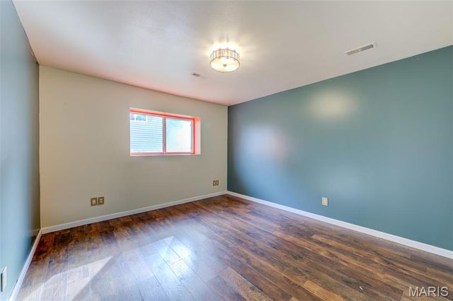 140 Park Ridge Drive, O'fallon, MO 63366