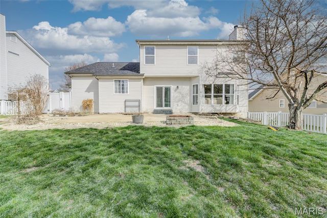 140 Park Ridge Drive, O'fallon, MO 63366