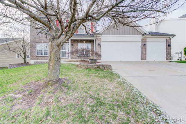140 Park Ridge Drive, O'fallon, MO 63366