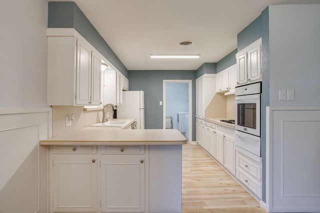 2020 Crestridge Street, Stephenville, TX 76401