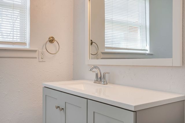 2020 Crestridge Street, Stephenville, TX 76401