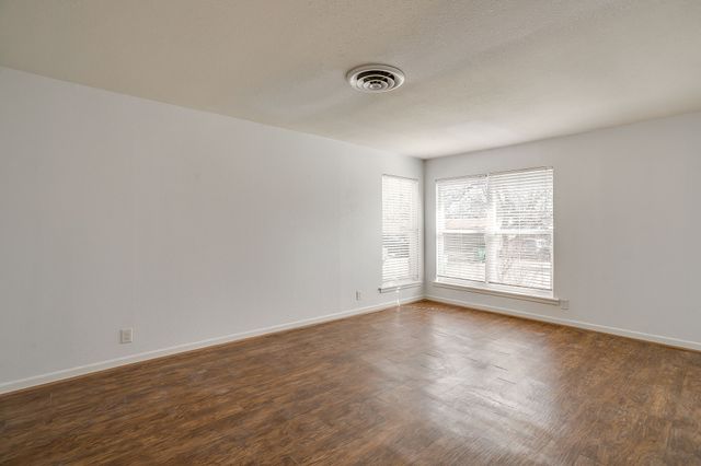 2020 Crestridge Street, Stephenville, TX 76401