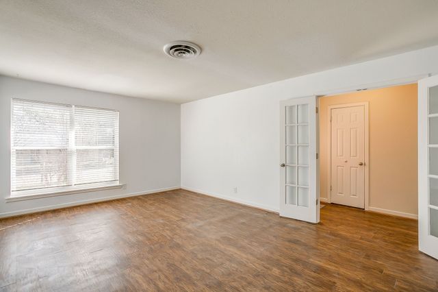 2020 Crestridge Street, Stephenville, TX 76401