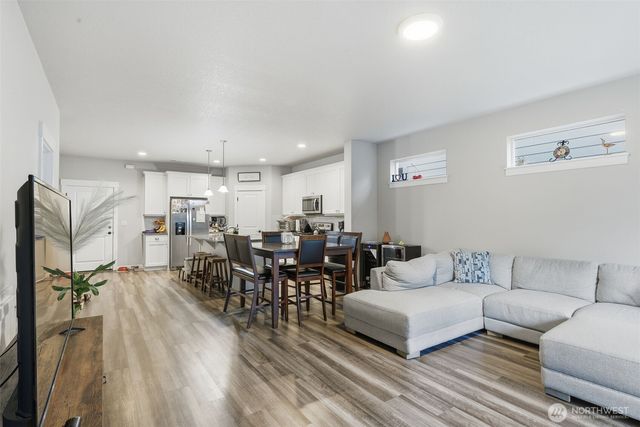 7109 S Ridge Way, Ridgefield, WA 98642