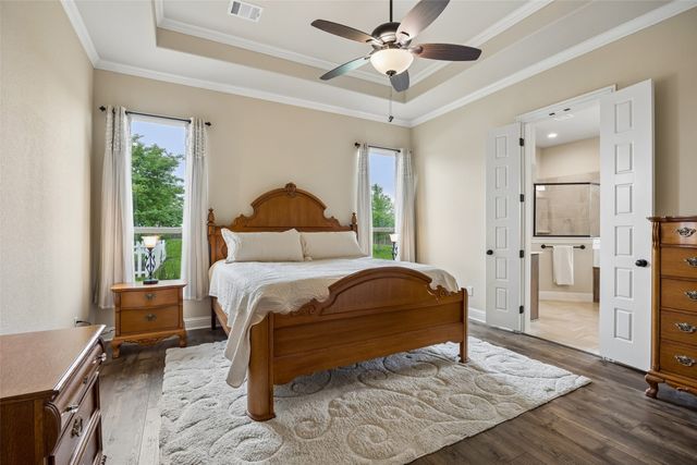 8221 Palmer Lane, Waxahachie, TX 75167