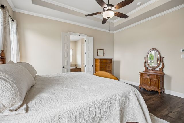 8221 Palmer Lane, Waxahachie, TX 75167