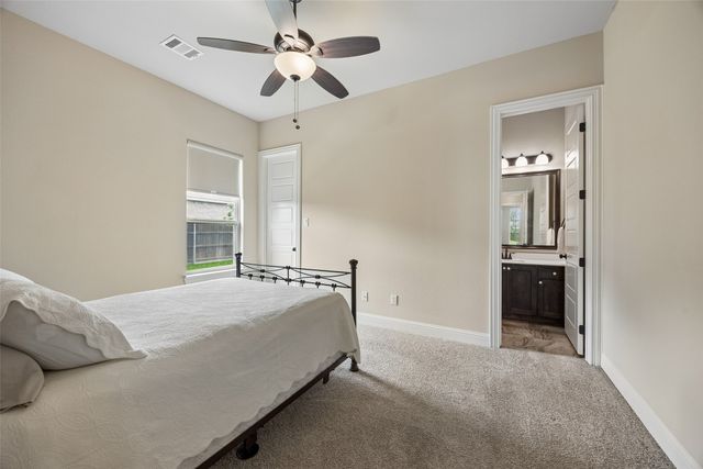 8221 Palmer Lane, Waxahachie, TX 75167