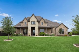 8221 Palmer Lane, Waxahachie, TX 75167