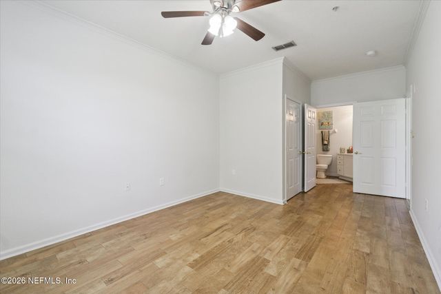 7990 BAYMEADOWS Road 201, Jacksonville, FL 32256