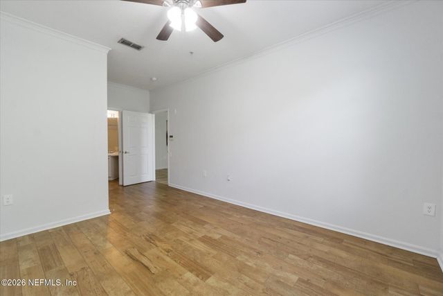 7990 BAYMEADOWS Road 201, Jacksonville, FL 32256