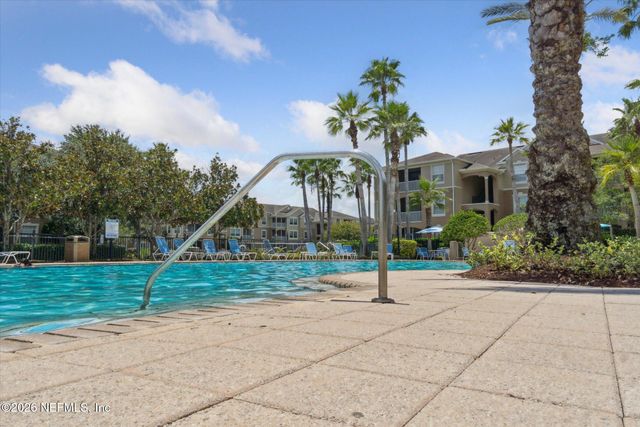 7990 BAYMEADOWS Road 201, Jacksonville, FL 32256