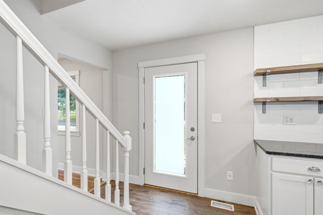 5 LONGFELLOW LN, Columbia, MO 65203