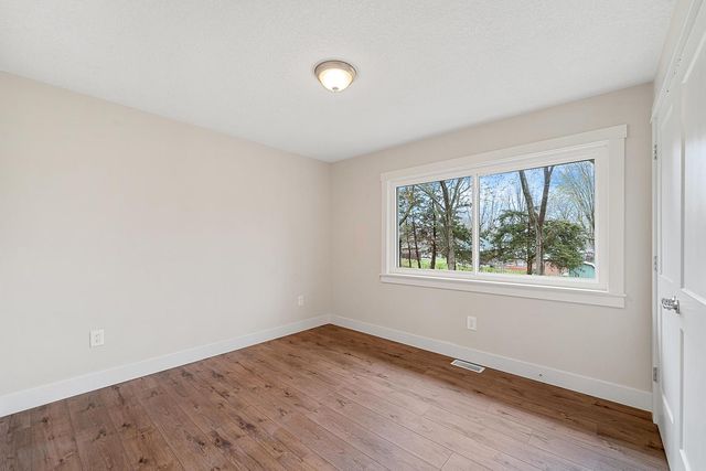 5 LONGFELLOW LN, Columbia, MO 65203