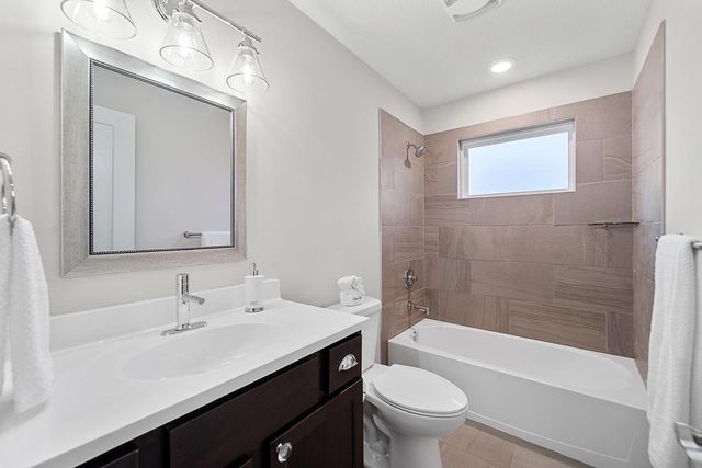5 LONGFELLOW LN, Columbia, MO 65203