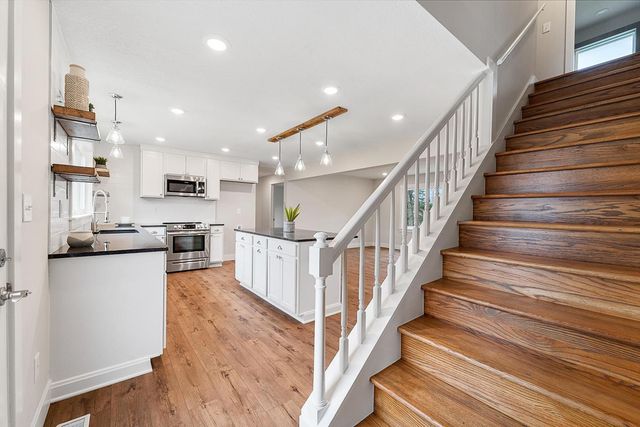 5 LONGFELLOW LN, Columbia, MO 65203