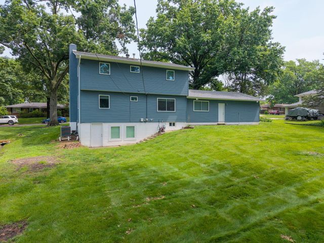 5 LONGFELLOW LN, Columbia, MO 65203
