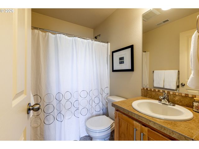 10518 Ne CEDAR FALLS Loop, Hillsboro, OR 97006