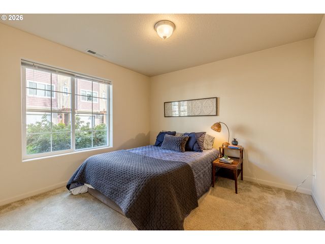 10518 Ne CEDAR FALLS Loop, Hillsboro, OR 97006