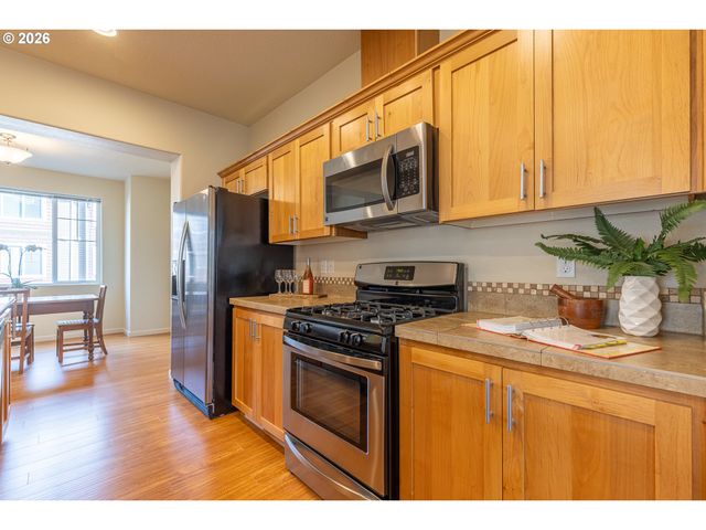 10518 Ne CEDAR FALLS Loop, Hillsboro, OR 97006