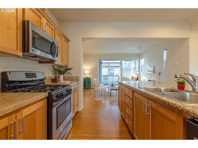 10518 Ne CEDAR FALLS Loop, Hillsboro, OR 97006