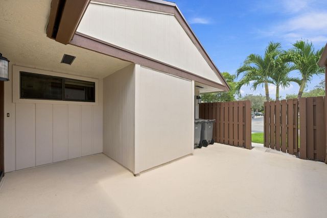 22311 WHISTLING PINES Lane, Boca Raton, FL 33428
